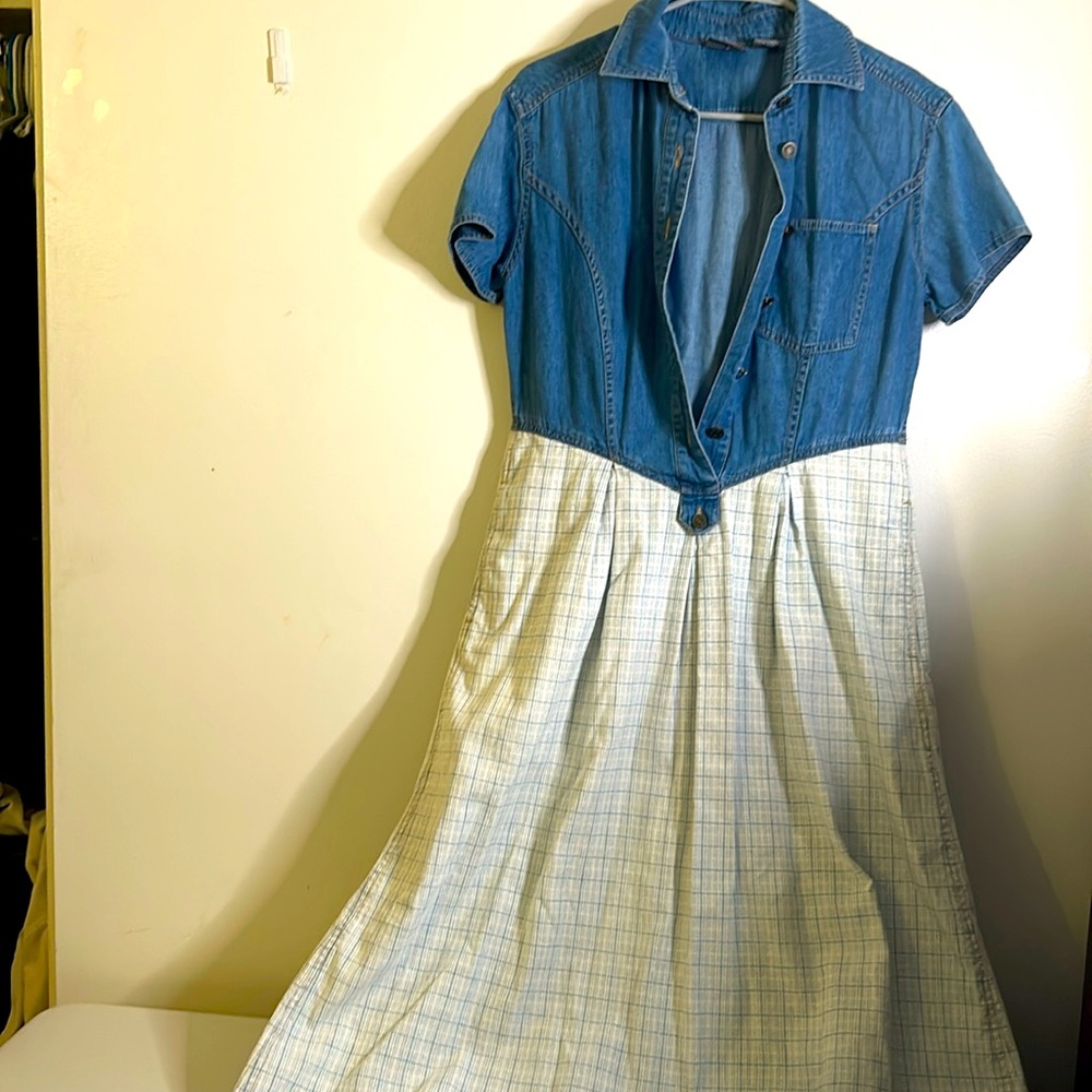 Liz Claiborne cottagecore 100% cotton dress size small blue white gingham style